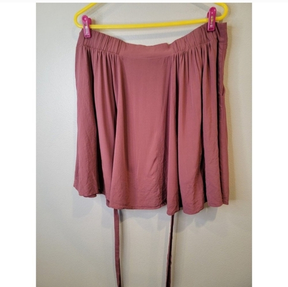 🍁🍂Torrid 1x Mini Challis Skirtall - Picture 8 of 8